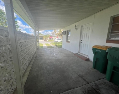 21923 Buxton Avenue - Photo Thumbnail 27
