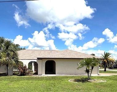 2129 Amarillo Lane - Photo Thumbnail 8