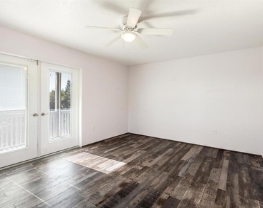 651 Avenida Del Norte - Photo Thumbnail 38