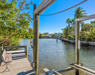 651 Avenida Del Norte - Photo Thumbnail 10