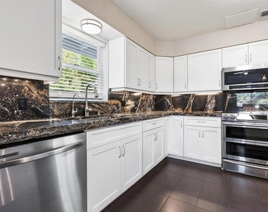 651 Avenida Del Norte - Photo Thumbnail 25
