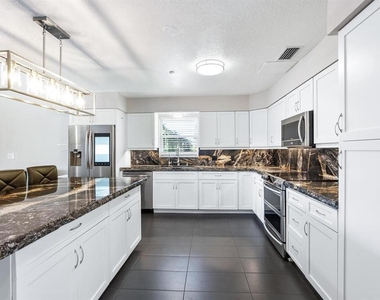 651 Avenida Del Norte - Photo Thumbnail 26