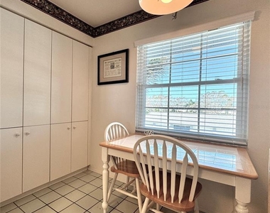 1155 Edgewater Circle - Photo Thumbnail 6