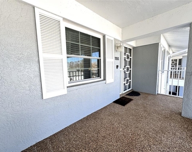 1155 Edgewater Circle - Photo Thumbnail 2