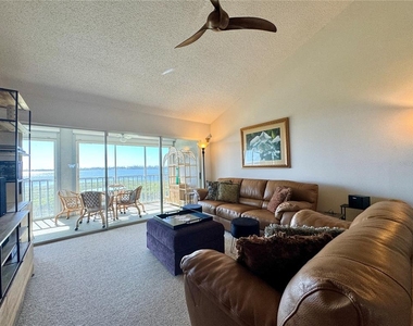1155 Edgewater Circle - Photo Thumbnail 10