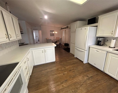 145 Begonia Terrace - Photo Thumbnail 3