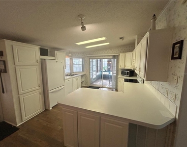 145 Begonia Terrace - Photo Thumbnail 2