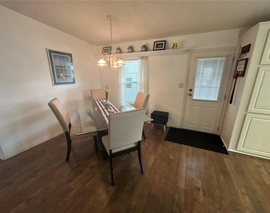 145 Begonia Terrace - Photo Thumbnail 4