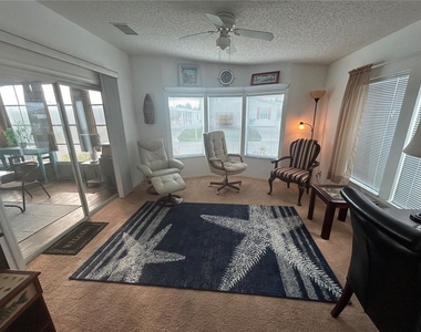 145 Begonia Terrace - Photo Thumbnail 10
