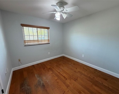 3965 Corona Lane - Photo Thumbnail 12