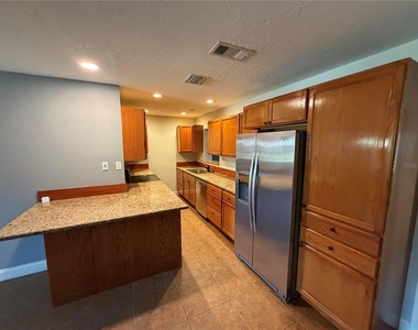 3965 Corona Lane - Photo Thumbnail 4