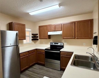 7326 Black Walnut Way - Photo Thumbnail 4
