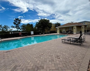 7326 Black Walnut Way - Photo Thumbnail 14