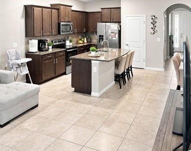 4416 Aqua Mirage Street - Photo Thumbnail 2