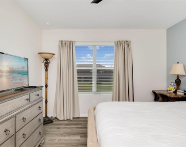 6593 Serenity Falls Ln - Photo Thumbnail 22