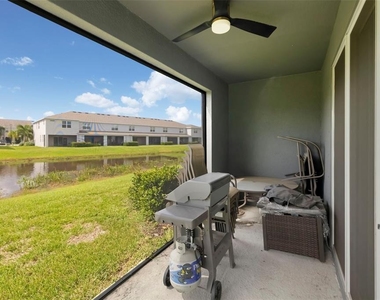 6593 Serenity Falls Ln - Photo Thumbnail 6