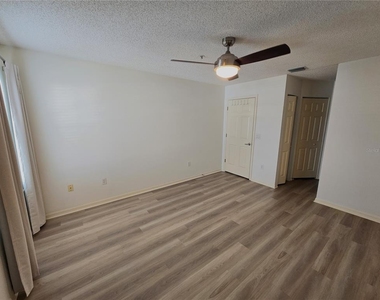3607 E Bay Drive - Photo Thumbnail 8
