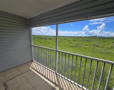 3607 E Bay Drive - Photo Thumbnail 17