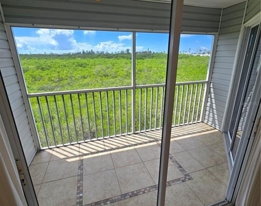 3607 E Bay Drive - Photo Thumbnail 19