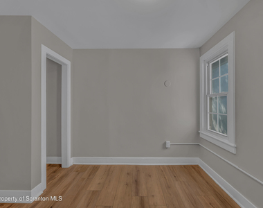 431 Phelps Street - Photo Thumbnail 18