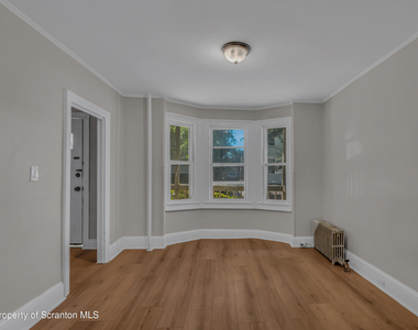 431 Phelps Street - Photo Thumbnail 4