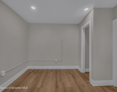 431 Phelps Street - Photo Thumbnail 14