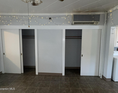 105 Johnson Street - Photo Thumbnail 2