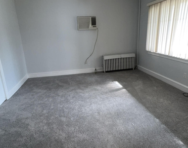 105 Johnson Street - Photo Thumbnail 8