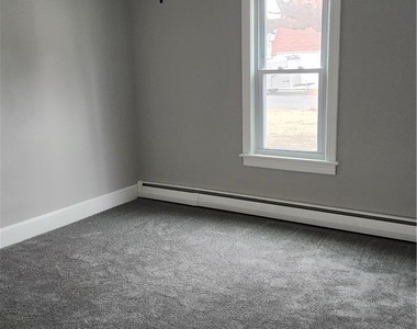 26 E Walnut Street - Photo Thumbnail 10