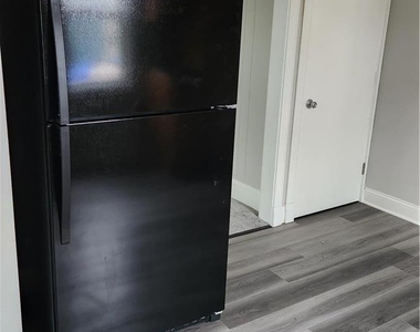 26 E Walnut Street - Photo Thumbnail 2