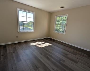 4737 Cheryl Drive - Photo Thumbnail 4