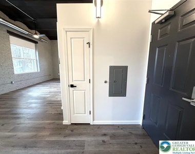 810 Monocacy Street - Photo Thumbnail 12