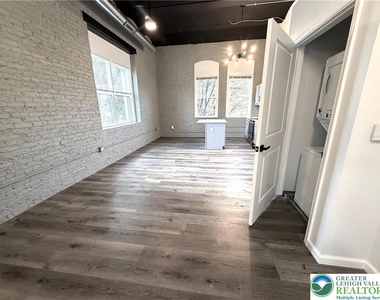 810 Monocacy Street - Photo Thumbnail 14