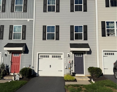 2126 Cross Country Road - Photo Thumbnail 1