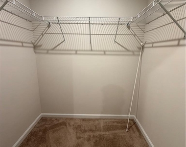 2126 Cross Country Road - Photo Thumbnail 21