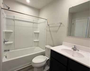 2126 Cross Country Road - Photo Thumbnail 19