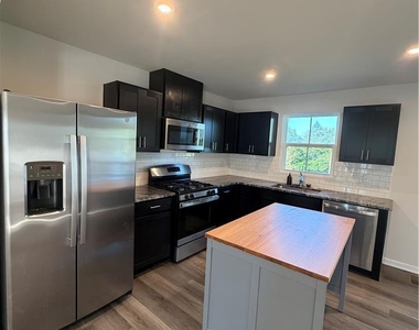 2126 Cross Country Road - Photo Thumbnail 8