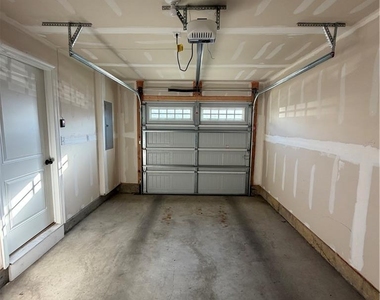 2126 Cross Country Road - Photo Thumbnail 28