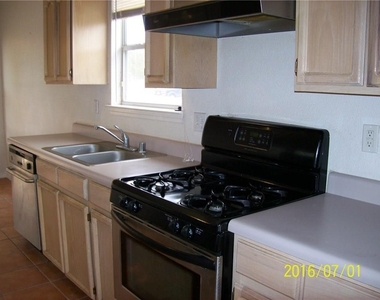 11793 Corona Crest Avenue - Photo Thumbnail 5
