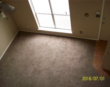 11793 Corona Crest Avenue - Photo Thumbnail 7