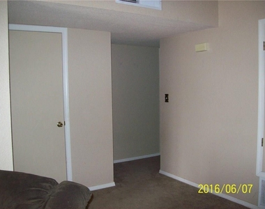11793 Corona Crest Avenue - Photo Thumbnail 8