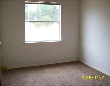 11793 Corona Crest Avenue - Photo Thumbnail 11