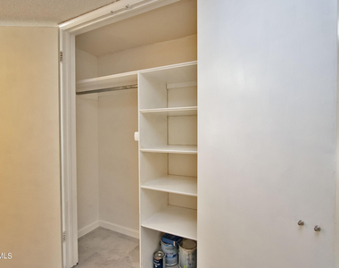 6201 Escondido Drive - Photo Thumbnail 22