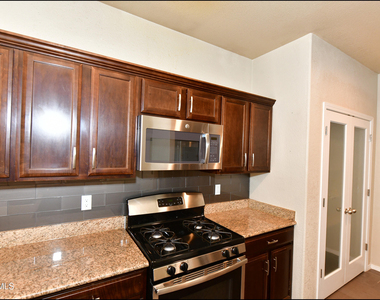 4913 Adrian Campos Street - Photo Thumbnail 14