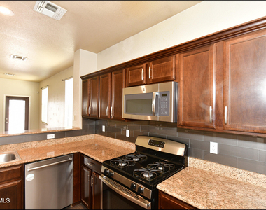 4913 Adrian Campos Street - Photo Thumbnail 12
