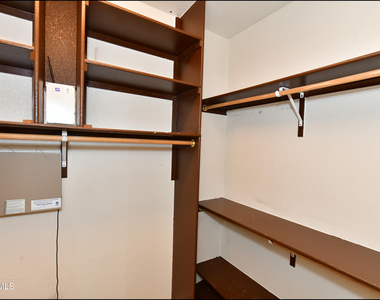4913 Adrian Campos Street - Photo Thumbnail 31