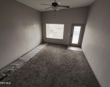4552 Josefina Santillana Street - Photo Thumbnail 2