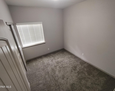 4552 Josefina Santillana Street - Photo Thumbnail 8