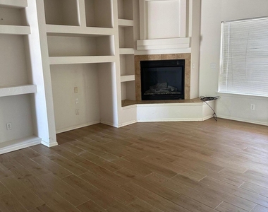 6026 Becca Drive - Photo Thumbnail 3