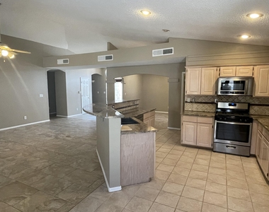 1416 Black Ridge Drive - Photo Thumbnail 12